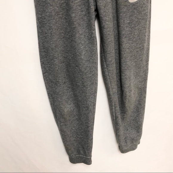 ❌SOLD❌ Nike Gray Jogger Sweatpants Boys Size Large - Picture 3 of 6